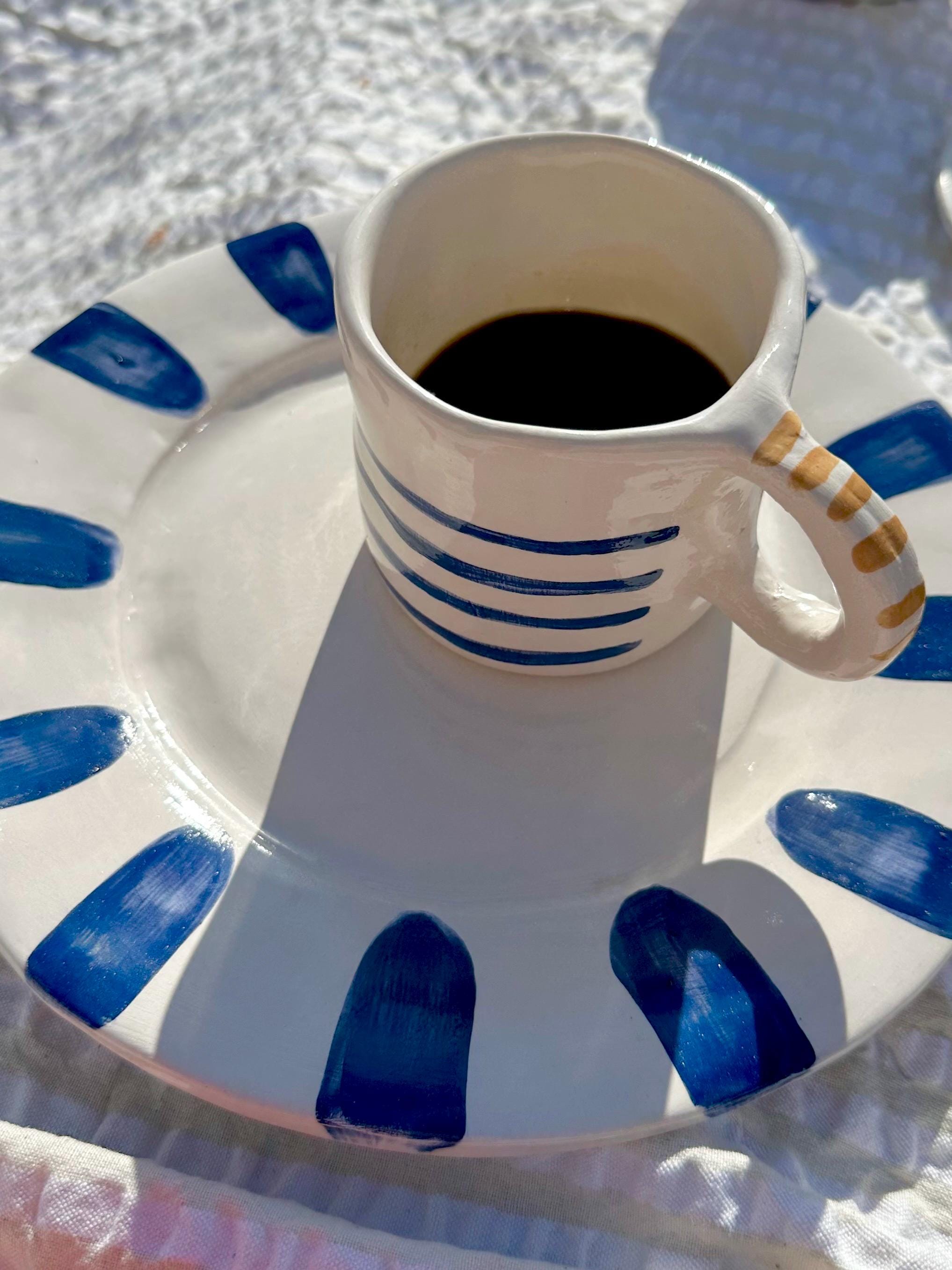 Assiette artisanale de petit-déjeuner – collection « So Frenchie » 2